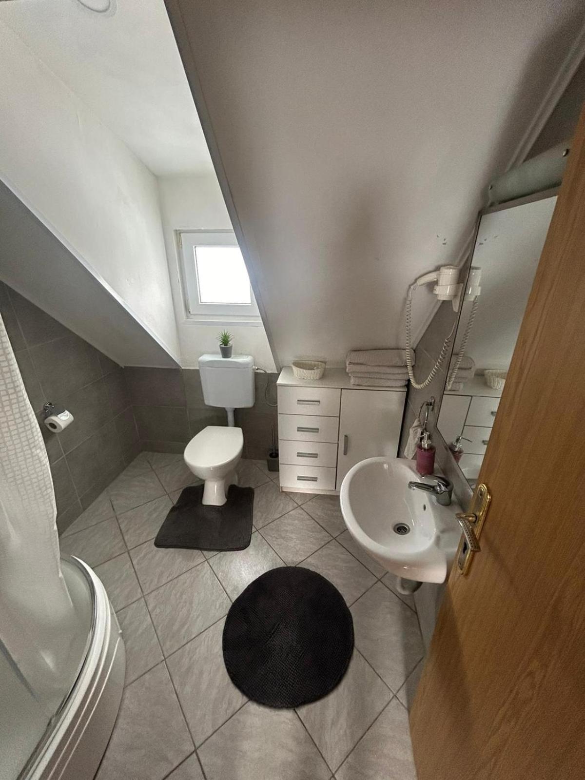 Apartment Mila Plitvička Jezera Extérieur photo